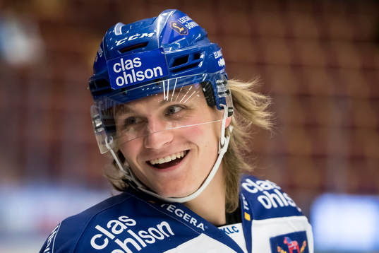 Leksands Anton Karlsson  på värmningen innan