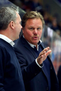 Leksands tränare Leif Carlsson och assisterande tränare