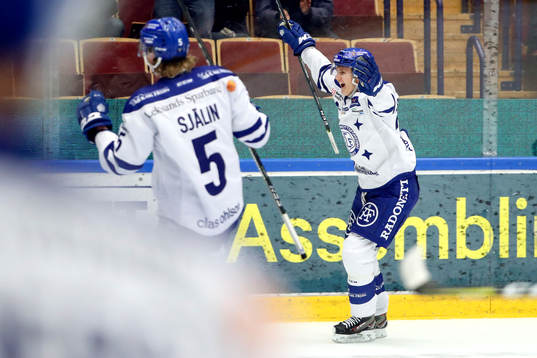Leksands Fredrik Forsberg jublar