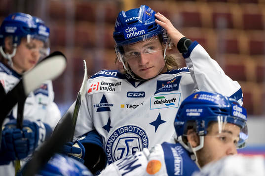 Leksands Anton Karlsson  i ishockeymatchen i