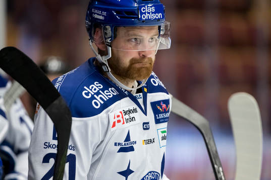 Leksands Mattias Ritola  i ishockeymatchen i