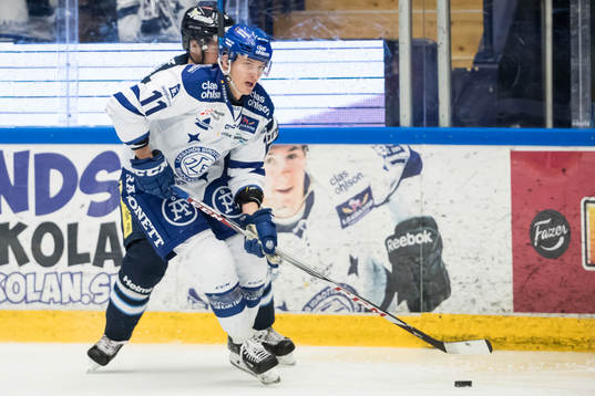 Leksands Martin Karlsson  i ishockeymatchen i