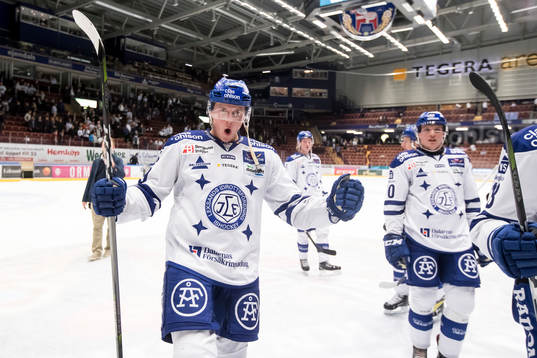 Leksands David Åslin jublar