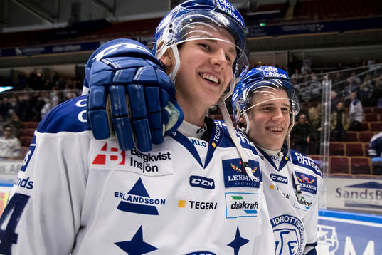 Leksands William Wikman och Isak Skedung glada