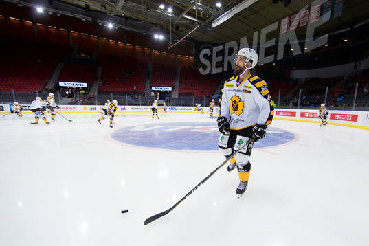 Skellefteås Morgan Ellis isvärmningen innan