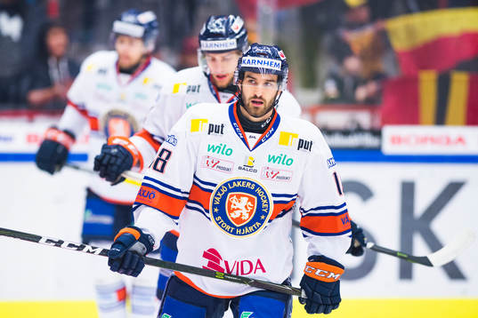 Växjös Andrew Calof deppar