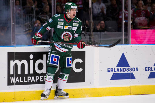 Frölundas John Nyberg jublar