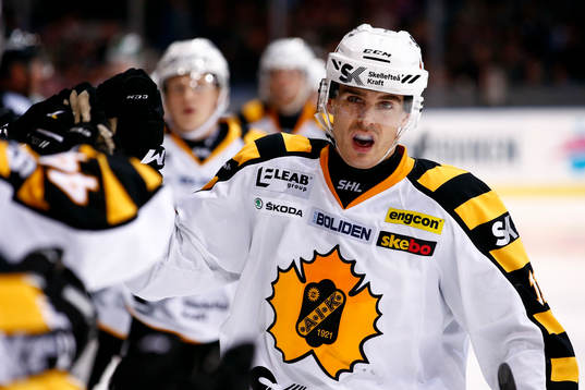 Skellefteås Henrik Hetta jublar