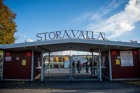 Exteriör vy över Stora Valla innan fotbollsmatchen i