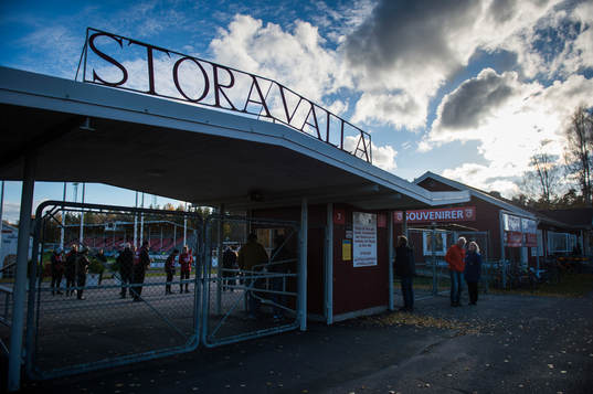 Exteriör vy över Stora Valla innan fotbollsmatchen i