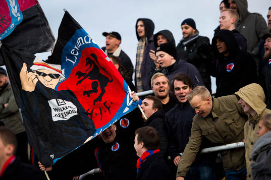 Helsingborgs supportrar jublar