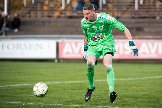 Degerfors målvakt Jesse Öst