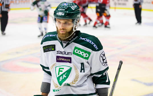Färjestads Anton Grundel deppar vid 1-0