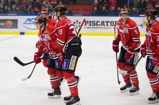 Örebros Glenn Gustafsson jublar