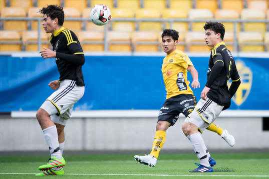 Elfsborgs Eduart Iljazi och AIK’s Mark Gorgos