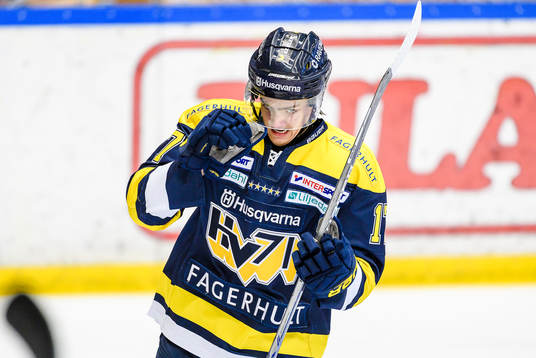 s Isac Brännström jublar