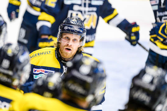 s Mattias Tedenby jublar