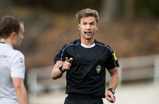 Matchens domare Fredrik Hansson