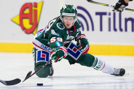 Frölundas Simon Hjalmarsson slänger sig