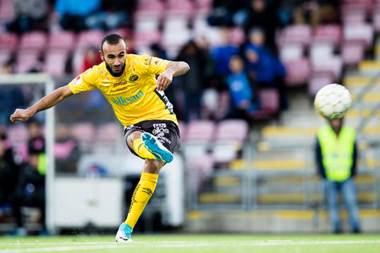 Elfsborgs Issam Jebali gör 1-2 på frispark
