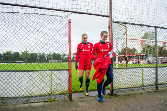Elise Thorsnes and Isabell Herlovsen of Norway