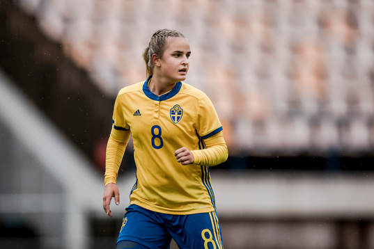 Sveriges Ella Wallfur Skiljic
