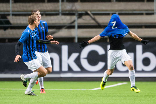Täbys Joel Hansen jublar