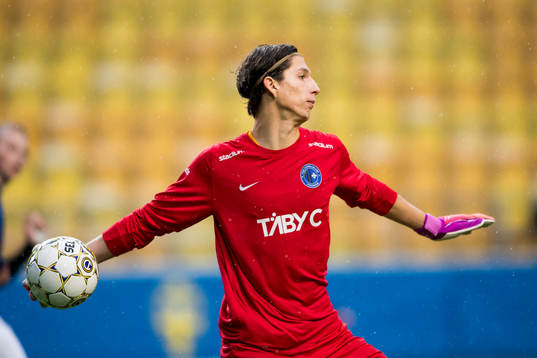 Täbys målvakt Jonatan Åsén