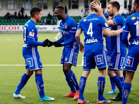 Sundsvalls Romain Gall jublar med Peter Wilson