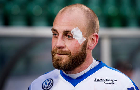 Norrköpings Daniel Sjölund skadade ögonbrynet