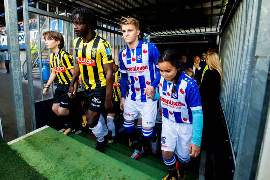 Martin Ødegaard of Heerenveen enters the pitch
