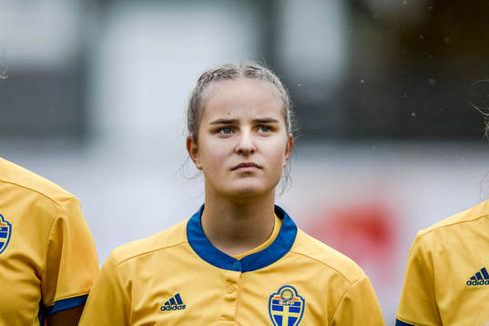 Sveriges Ella Wallfur Skiljic
