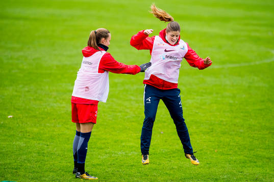 Caroline Graham Hansen and Maren Mjelde of Norway