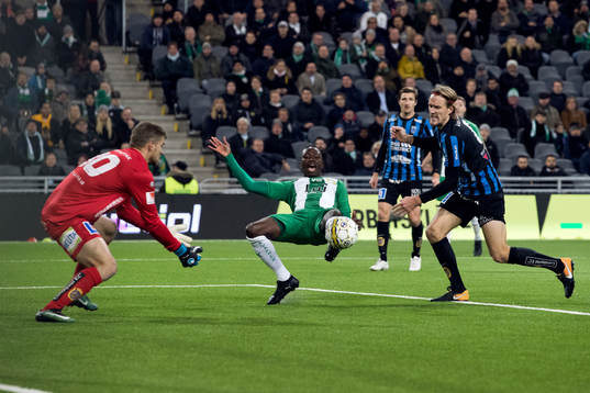 Hammarbys Pa Amat Dibba och Sirius Kim Skoglund