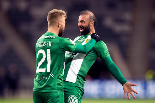 Hammarbys Sander Svendsen och Kennedy Bakircioglu jublar