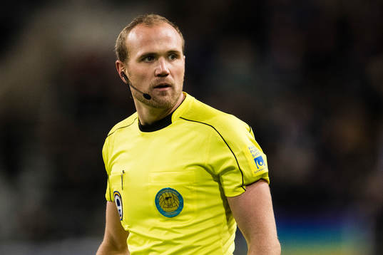 Domare Patrik Eriksson