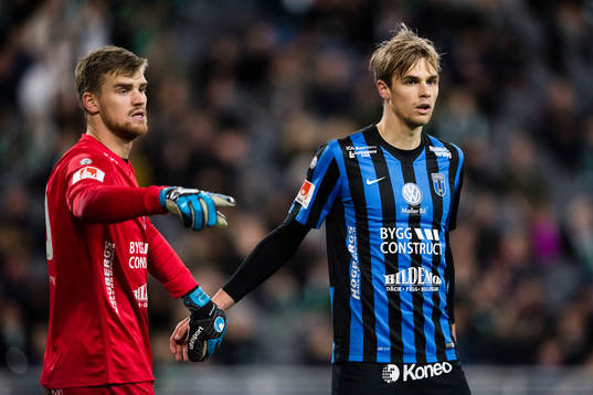 Sirius målvakt Lukas Jonsson och Oscar Pehrsson