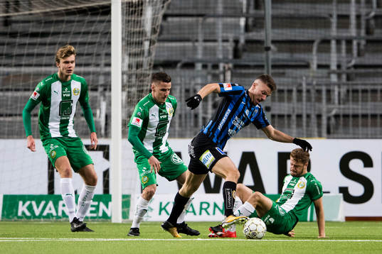 Sirius Shkodran Maholli utmanar Hammarbys Marcus Degerlund,