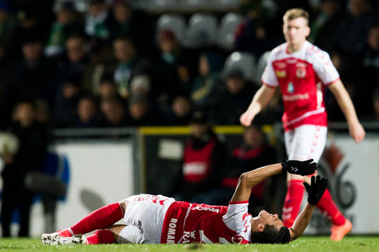 Kalmars Romário Pereira Sipião har ont