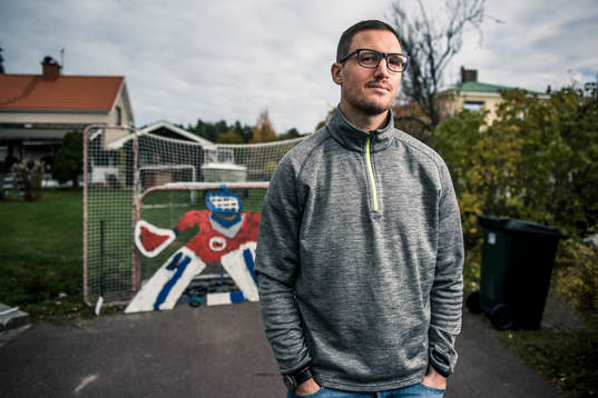 Ole-Kristian Tollefsen, fotograferad framför sonens