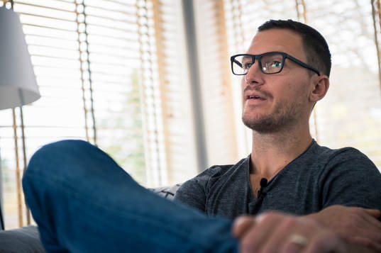 Färjestads Ole-Kristian Tollefsen i sitt hem i Karlstad