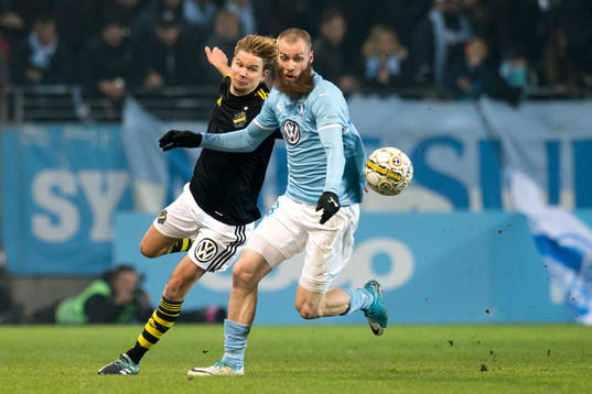 s Johan Blomberg och Malmö FFs Jo Inge Berget