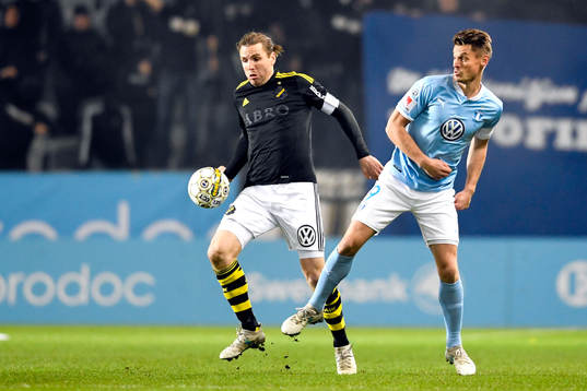 s Nils-Eric Johansson och Malmö FFs Markus Rosenberg