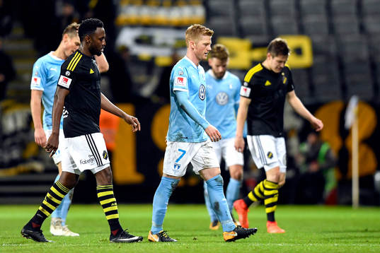 Malmö FFs Anders Christiansen deppar när han går ut till