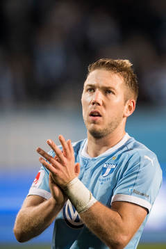 Malmö FFs Oscar Lewicki tackar publiken