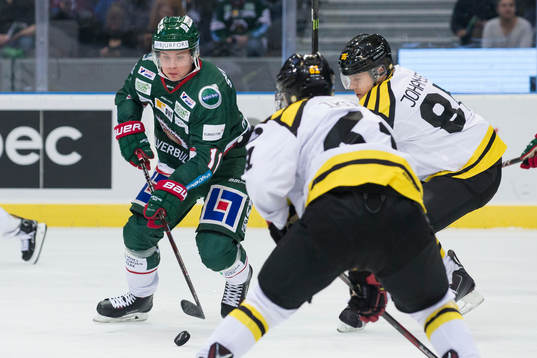 Frölundas Victor Olofsson mot Brynäs Mikael Johansson