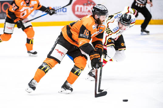 Karlskronas Mattias Guter  och Luleås Robin Kovacs