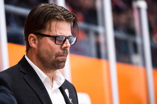 Karlskronas tränare Ove Molin  deppar