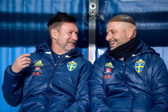 Sveriges förbundskapten Peter Gerhardsson och assisterande