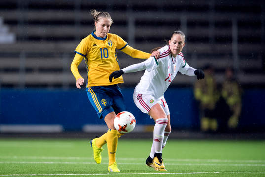 Sveriges Line Hurtig och Ungerns Evelin Mosdoczi
